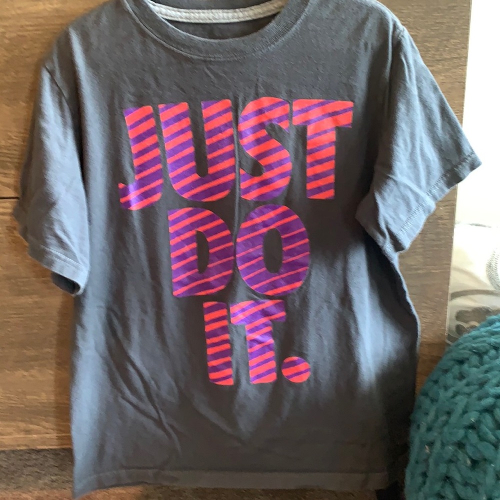 Nike Tee- Boys M